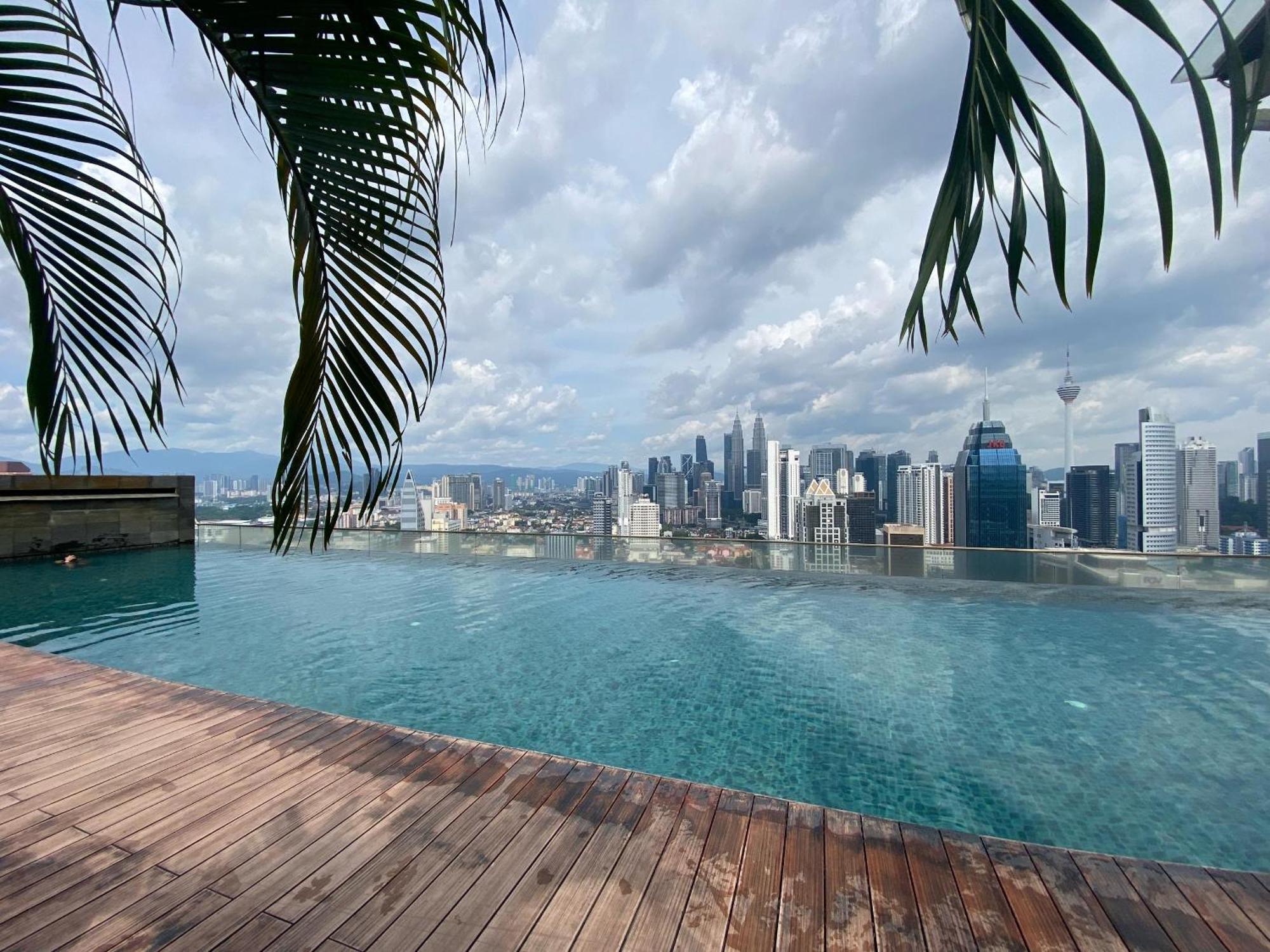 Skyfloat Infinity Hostel Kuala Lumpur Exterior foto